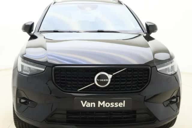 Volvo XC40 (2022) thumbnail 9