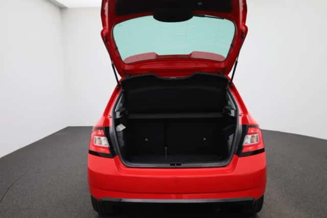 Škoda Fabia (2018) thumbnail 11