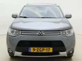 Mitsubishi Outlander thumbnail 9