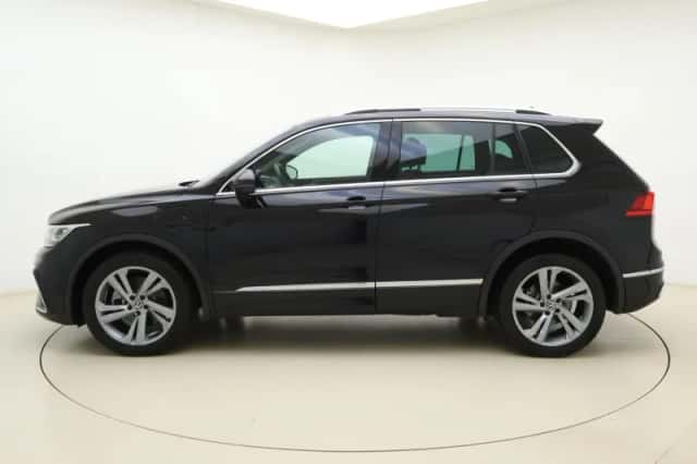 Volkswagen Tiguan (2022) thumbnail 2