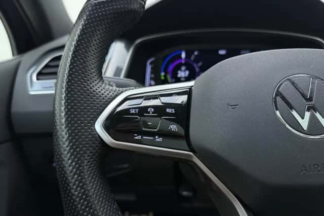 Volkswagen Tiguan (2022) thumbnail 19