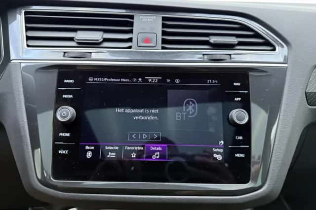 Volkswagen Tiguan (2022) thumbnail 24