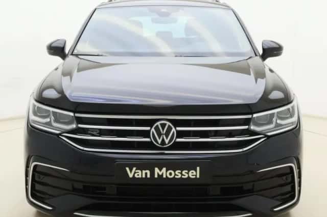 Volkswagen Tiguan (2022) thumbnail 9