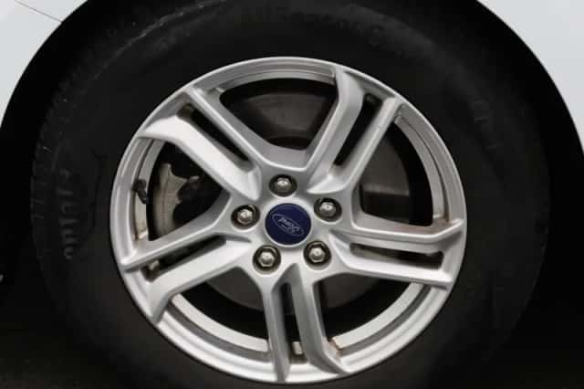 Ford Focus (2020) thumbnail 12
