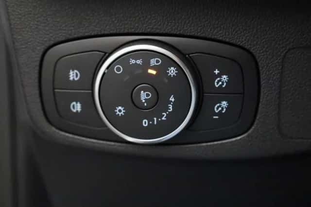 Ford Focus (2020) thumbnail 24