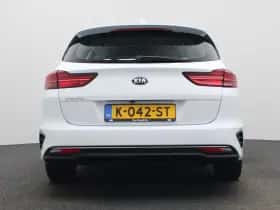 Kia Ceed Sportswagon (2021) thumbnail 5