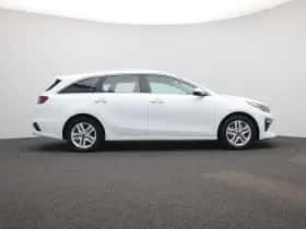 Kia Ceed Sportswagon (2021) thumbnail 6