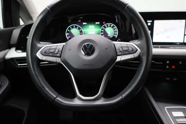 Volkswagen Golf (2021) thumbnail 7