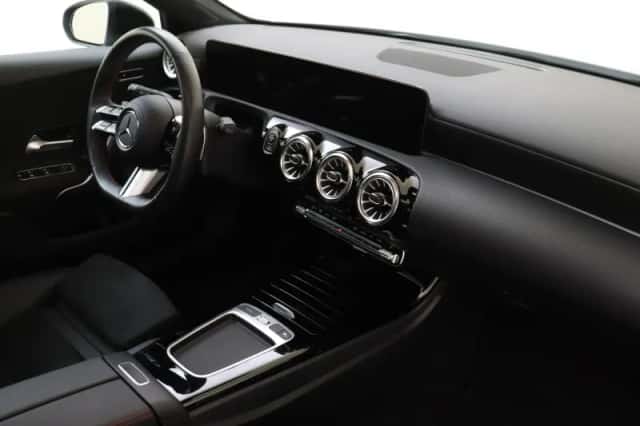 Mercedes-Benz A-Klasse (2024) thumbnail 5