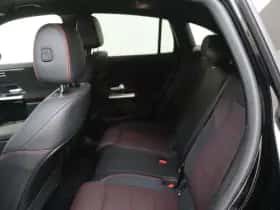 Mercedes-Benz GLA thumbnail 12