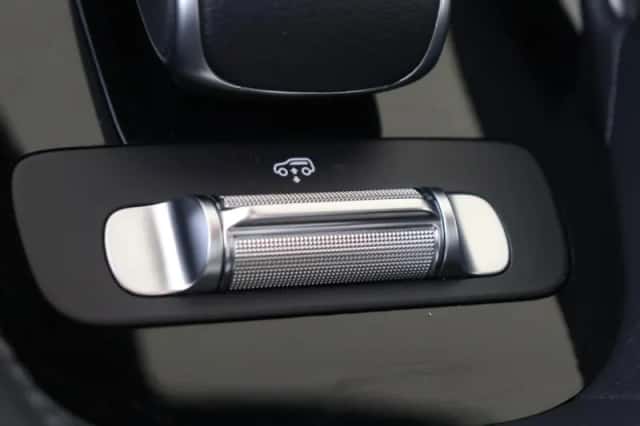 Mercedes-Benz GLE (2025) thumbnail 22
