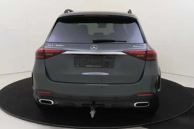 Mercedes-Benz GLE (2025) thumbnail 7