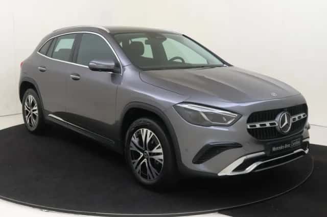 Mercedes-Benz GLA (2024) thumbnail 2
