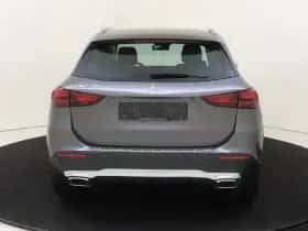 Mercedes-Benz GLA thumbnail 6