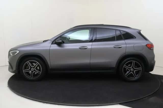 Mercedes-Benz GLA (2021) thumbnail 8