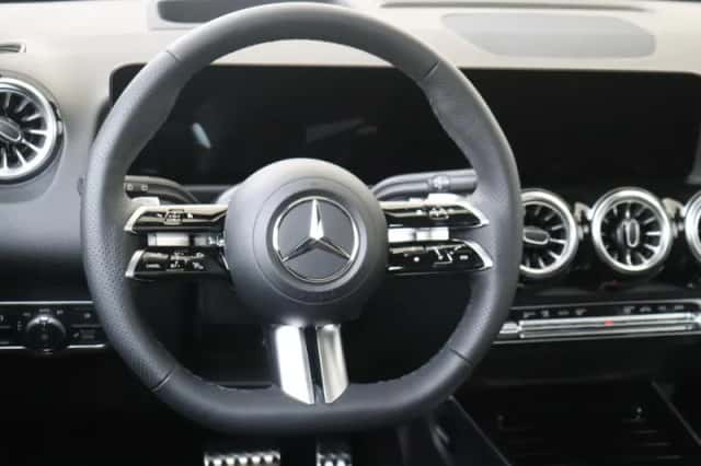 Mercedes-Benz GLB-Klasse (2026) thumbnail 10