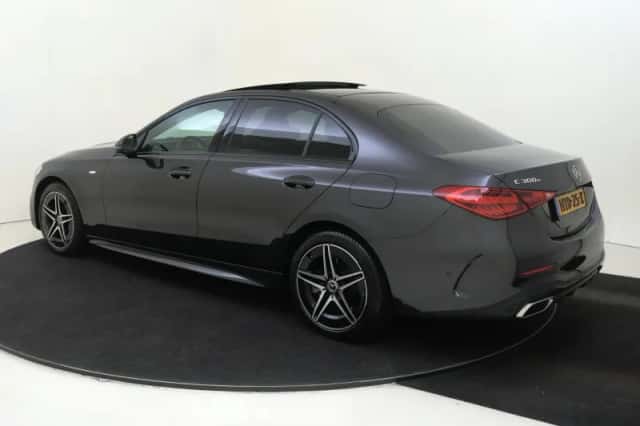 Mercedes-Benz C-Klasse (2025) thumbnail 3