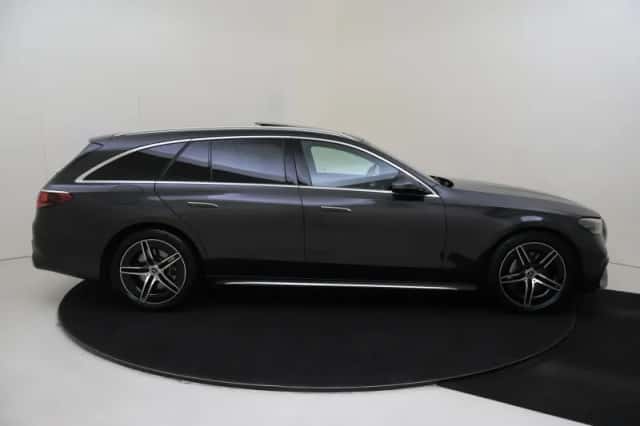 Mercedes-Benz E-Klasse (2024) thumbnail 9