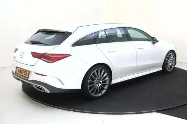 Mercedes-Benz CLA-Klasse (2020) thumbnail 4