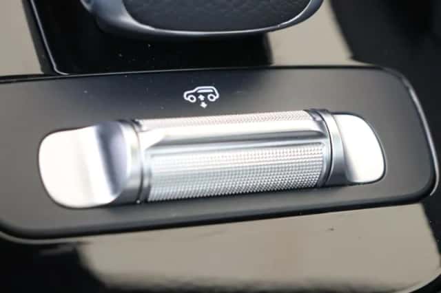 Mercedes-Benz GLE (2025) thumbnail 23