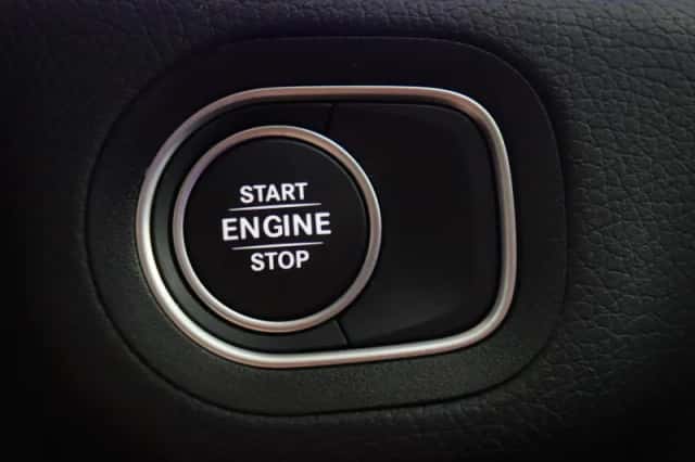 Mercedes-Benz GLE (2025) thumbnail 24