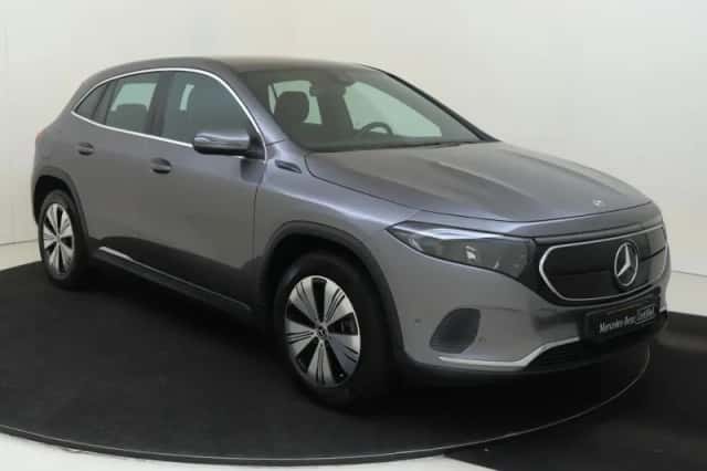 Mercedes-Benz EQA (2022) thumbnail 2