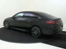 Mercedes-Benz CLA-Klasse thumbnail 3