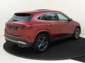 Mercedes-Benz GLA thumbnail 4