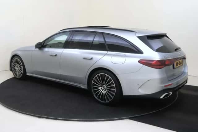 Mercedes-Benz E-Klasse (2025) thumbnail 3