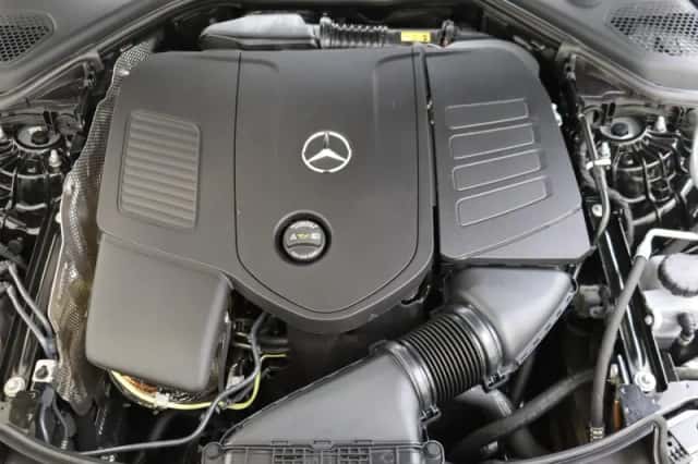 Mercedes-Benz E-Klasse (2024) thumbnail 3