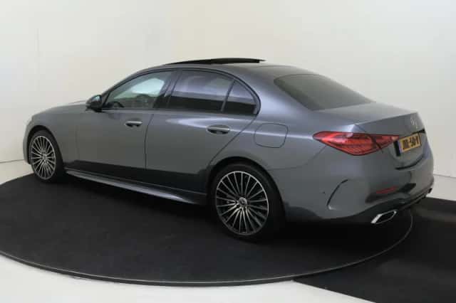 Mercedes-Benz C-Klasse (2025) thumbnail 3