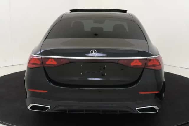 Mercedes-Benz E-Klasse (2026) thumbnail 6