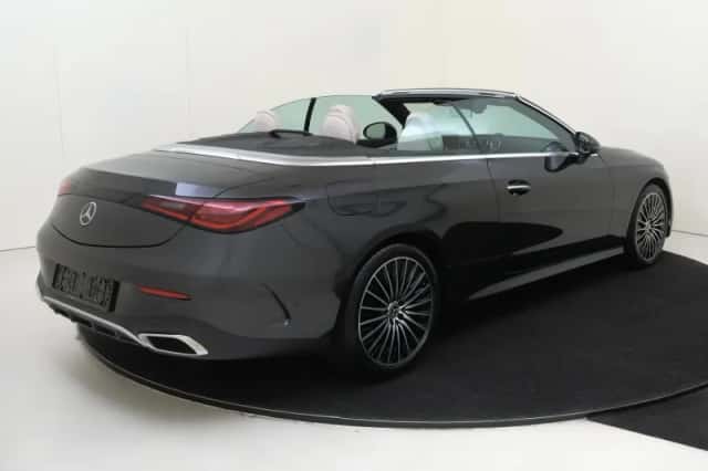 Mercedes-Benz CLE (2025) thumbnail 4