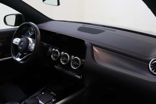 Mercedes-Benz EQA (2022) thumbnail 5