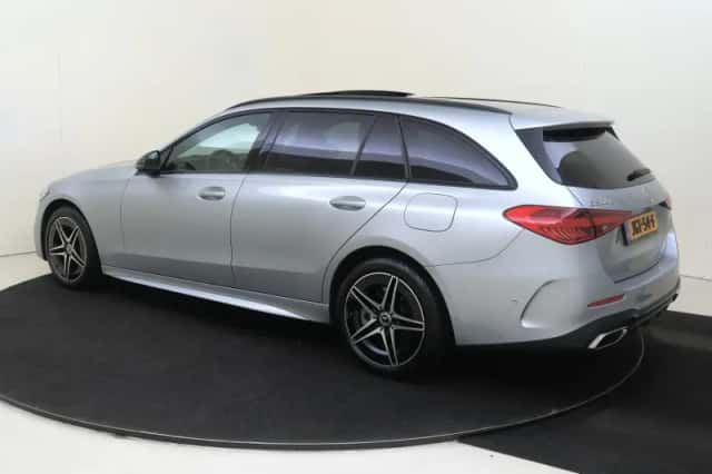Mercedes-Benz C-Klasse (2025) thumbnail 3
