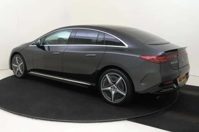 Mercedes-Benz EQE (2024) thumbnail 3