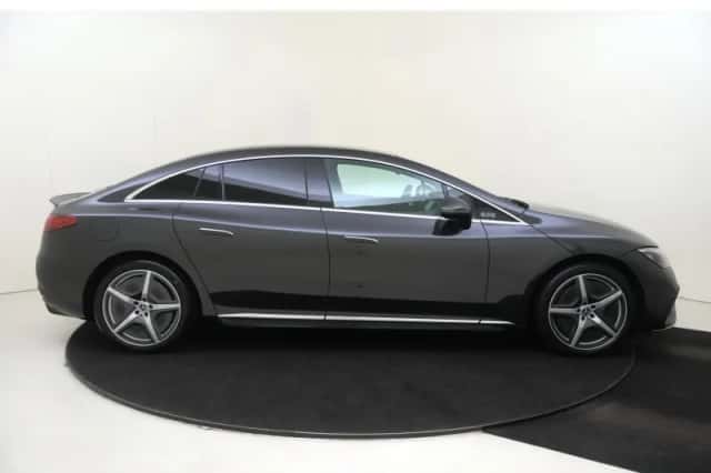 Mercedes-Benz EQE (2024) thumbnail 9