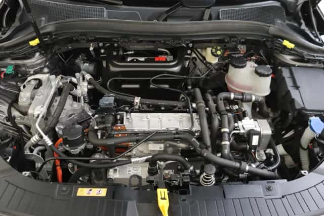 Mercedes-Benz EQA (2022) thumbnail 5