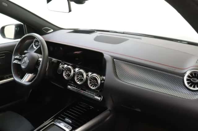 Mercedes-Benz EQA (2025) thumbnail 5