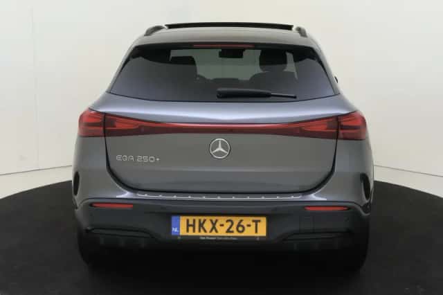 Mercedes-Benz EQA (2025) thumbnail 7