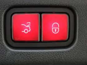 Mercedes-Benz E-Klasse thumbnail 32