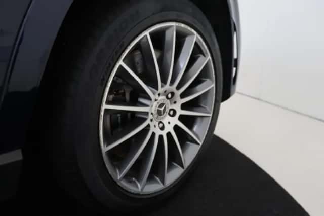 Mercedes-Benz GLE (2021) thumbnail 4