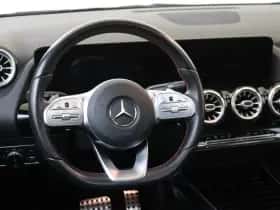 Mercedes-Benz GLA thumbnail 14