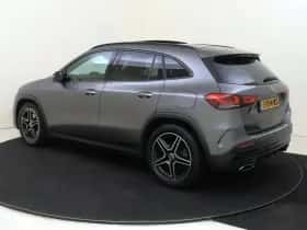 Mercedes-Benz GLA thumbnail 3