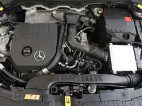 Mercedes-Benz GLA thumbnail 5