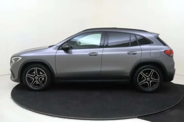 Mercedes-Benz GLA (2020) thumbnail 8