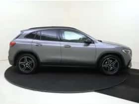 Mercedes-Benz GLA thumbnail 9
