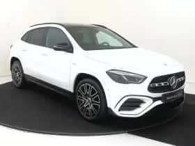 Mercedes-Benz GLA thumbnail 2