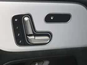 Mercedes-Benz GLA thumbnail 30