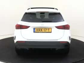 Mercedes-Benz GLA thumbnail 7